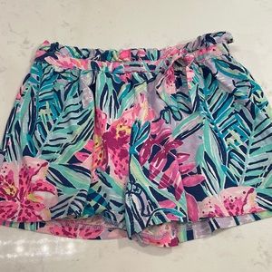 Lilly Pulitzer girls petra shorts tropical size 6-7
